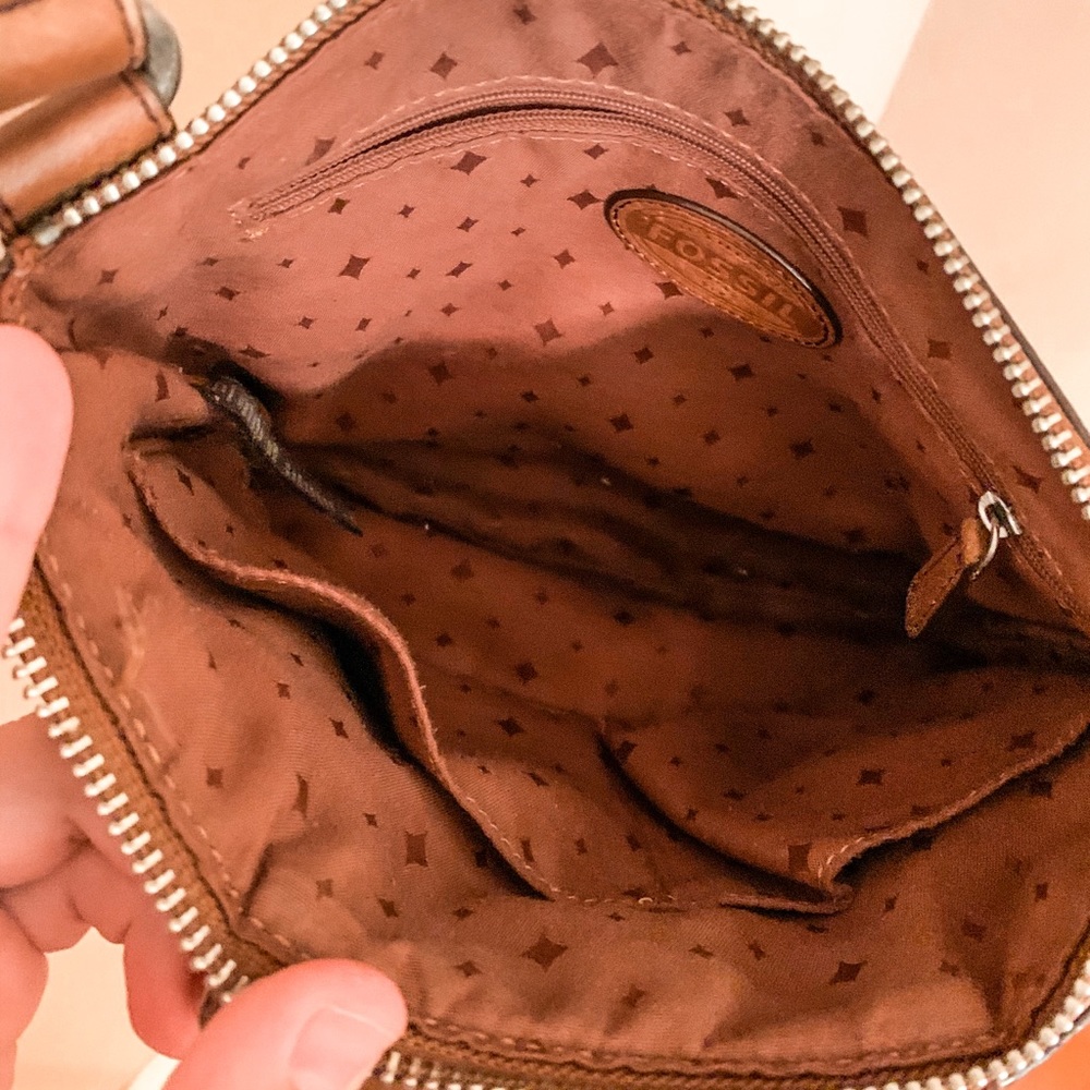 Leather FOSSIL Crossbody Purse - Picture 5 of 8